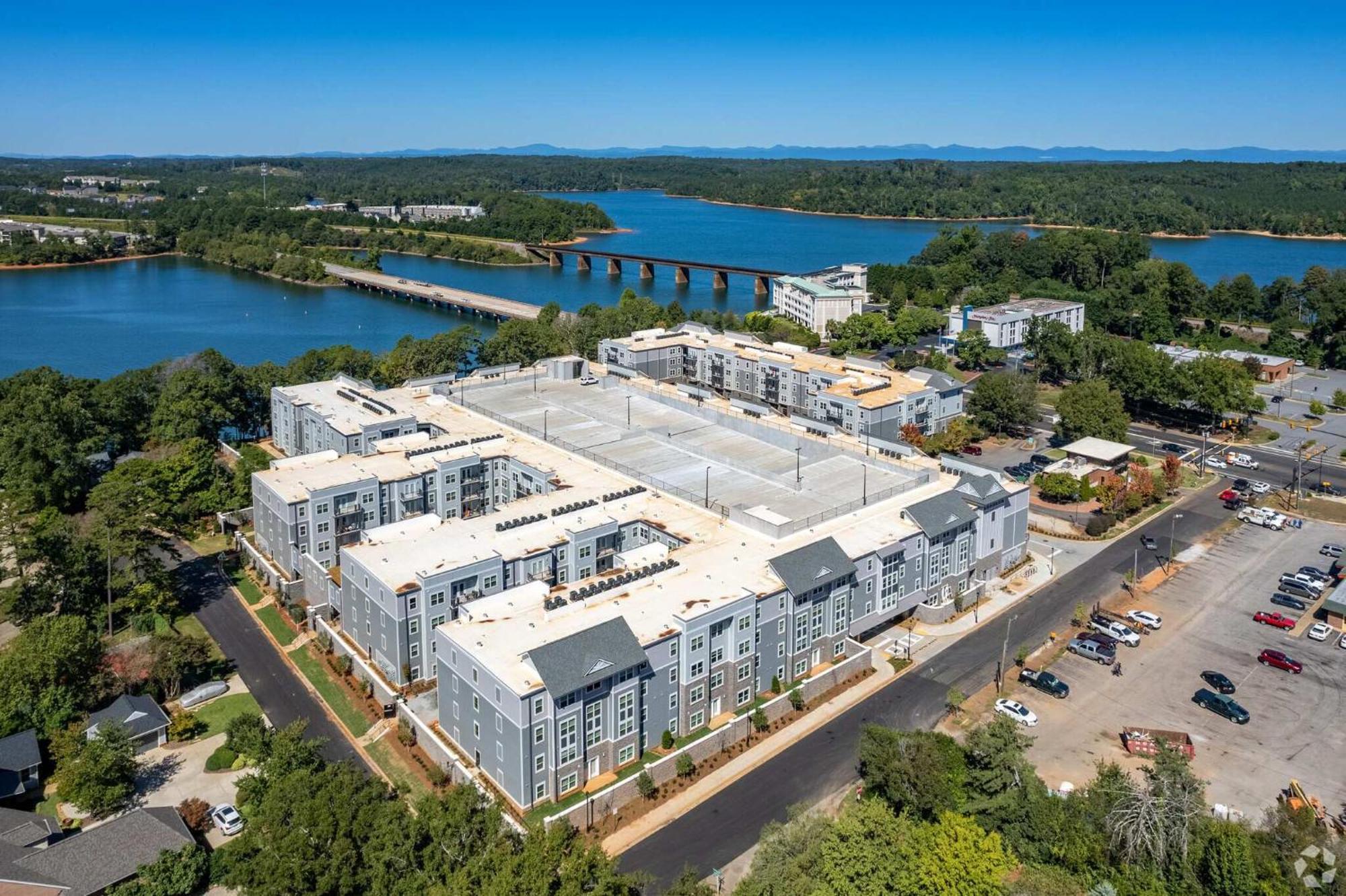 Dockside On Lake Hartwell Near Dt Fun Amenities Clemson Bagian luar foto